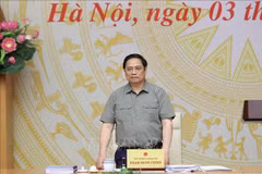 Primer ministro de Vietnam insta a mejorar trabajos de emulación y recompensa