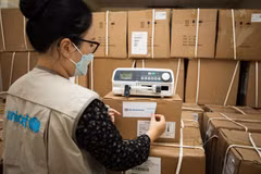 Reino Unido proporciona a Vietnam equipos médicos por valor de 500 mil libras 