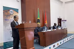 Empresas de Vietnam y Tanzania buscan oportunidades de inversión