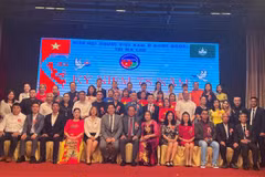 Vietnamitas en Macao (China) celebran el Día Nacional
