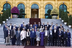 Presidente recibe a invitados internacionales por el 50 aniversario del Acuerdo de París