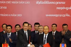 Vietnam y Laos revisan búsqueda de restos de soldados voluntarios y expertos vietnamitas