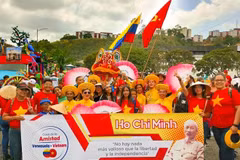 Vietnam participa en carnaval en Venezuela