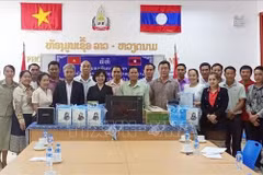 Consulado General de Vietnam entrega obsequios a Universidad Souphanouvong de Laos