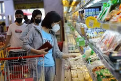 Asciende ingreso por ventas minoristas de bienes y servicios en Vietnam