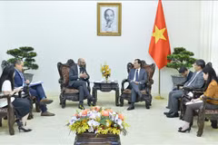 Vicepremier vietnamita recibe al secretario general de Corte Permanente de Arbitraje
