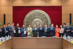 Vietnam y Camboya fomentan cooperación parlamentaria