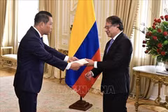 Proponen establecer Embajada de Vietnam en Colombia