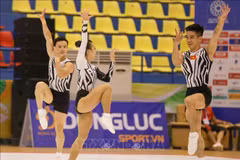 Selección vietnamita de Aeróbic con arranque perfecto en vísperas de SEA Games 32