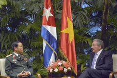 Lazos en defensa: símbolo de hermandad especial Vietnam- Cuba