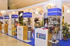 Notable presencia vietnamita en feria cubana