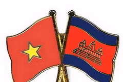 Conmemoran Día Nacional de Cambodia en Hanoi