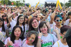 Color Run – Colorida carrera de jóvenes hanoyenses 