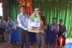Felicita Dirección del Suroeste a khmeres por fiesta Sene Dolta
