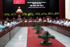 Ciudad Ho Chi Minh proyecta un crecimiento de ocho por ciento en 2016