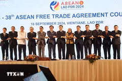 Sesiona en Laos la 38 Reunión del Consejo de Zona de Libre Comercio de ASEAN