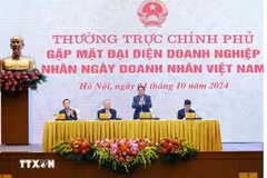 El primer ministro vietnamita, Pham Minh Chinh, en el evento. (Fuente:VNA)