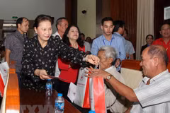 Presidenta del Parlamento de Vietnam realiza visita de trabajo a provincia sureña de Hau Giang