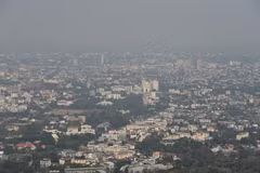 Exige primer ministro tailandés aplicar medidas para aliviar la contaminación del aire