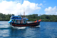 Ofrecen asistencia financiera a pescadores vietnamitas en alta mar