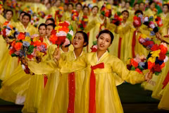 Promocionan en Vietnam turismo a la RPDC en ocasión de visita a Hanoi del presidente norcoreano