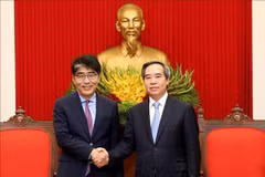 Pide Vietnam asistencia de la OIT para perfeccionamiento de sistema legal en materia laboral