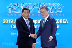 Corea del Sur intensifica lazos en defensa con Filipinas y Singapur