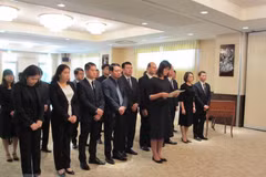 Rinden en Japón homenaje póstumo al expresidente vietnamita Le Duc Anh 