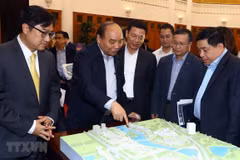 Enfatiza premier vietnamita importancia de establecer Centro de Innovación y Creatividad