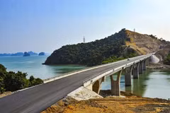 Provincia vietnamita de Quang Ninh encabeza índices de mejoría de administración pública 