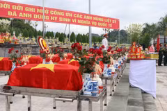 Repatrían restos de mártires vietnamitas caídos en Laos