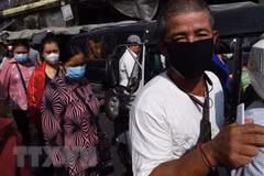 Laos cierra puertos fronterizos