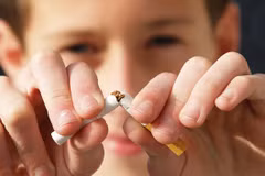 Lanzan en Vietnam concurso online sobre prevención del consumo de tabaco