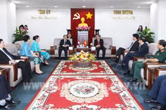 Vietnam y Laos fomentan cooperación entre localidades