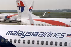 Proponen aerolíneas francesa y japonesa comprar acciones de Malaysia Airlines