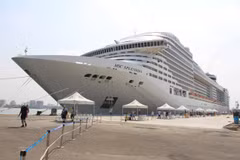 Lujoso crucero de Panamá ancla en provincia vietnamita de Ba Ria-Vung Tau
