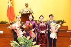 Parlamento vietnamita avala designación de ministros y gobernador del Banco Estatal