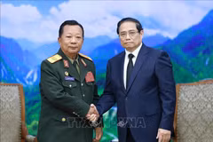 Reiteran relaciones especiales y solidaridad entre Vietnam y Laos