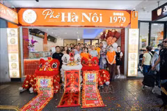Llevan el sabor de Pho vietnamita a comensales internacionales