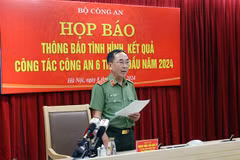 El coronel general Tran Quoc To, viceministro de Seguridad Pública, en la conferencia de prensa (Fuente: VNA)