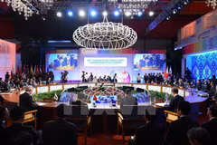 [Fotos] Actividades de premier Xuan Phuc en Manila