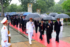 [Fotos] Rinden homenaje a héroes mártires de la Patria