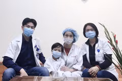 Recibe alta hospitalaria el paciente de trasplante de corazón más joven de Vietnam