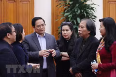 Exige estimular desarrollo de literatura y artes a favor de desarrollo de Vietnam
