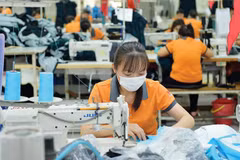 Gobierno de Vietnam continúa apoyando a personas y empresas ante nueva ola de COVID-19