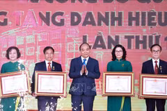 Presidente vietnamita asiste a inauguración del año escolar en Academia de Agricultura