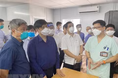 Ministro vietnamita de Salud visita unidades de cuidados intensivos en Ciudad Ho Chi Minh