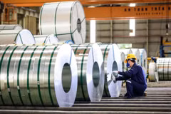 Aumento de precios de acero afecta a empresas de construcción de Vietnam