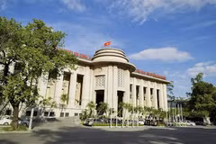 Banco Estatal de Vietnam continúa regulando el tipo de cambio
