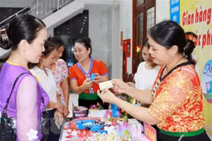 Promueven igualdad de género en sistema de bienestar y seguro social en Vietnam